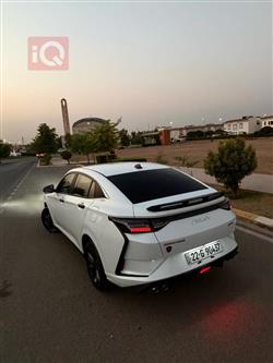دۆنگ فینگ شاین
